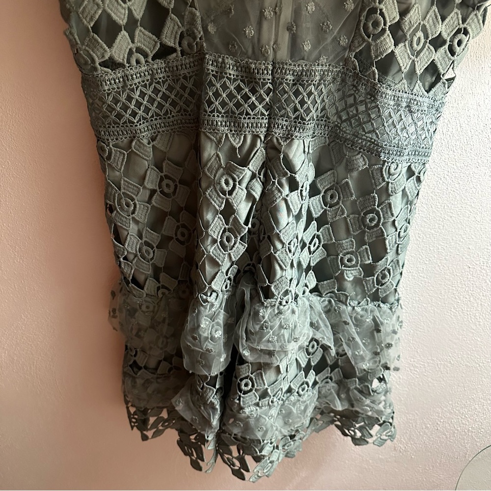 Romeo & Juliet Couture Dress Sage size L Women - Picture 4 of 15